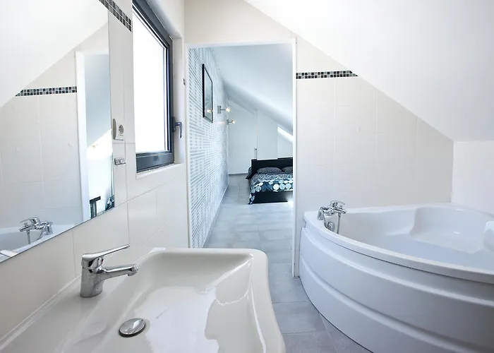 Le Patricia Grenoble